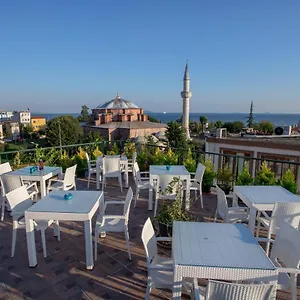 Sofia Corner *** اسطنبول